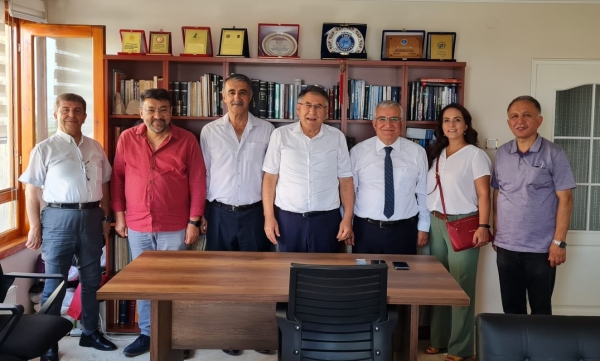 Kırşehirliler Vakfı Başkanı Sayın Tuncay Tekay ve Yönetim Kurulu Üyelerinin Ziyareti